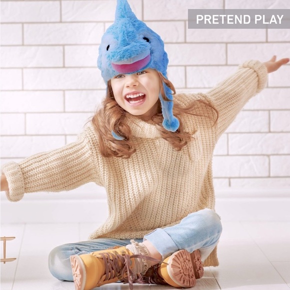 Fun Winter hat - Picture 2 of 8